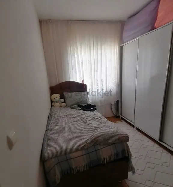 Ars Emlak Dan Bozok Ünv.. Yol Üzerinde Kiralık Eşyalı 1+1 1
