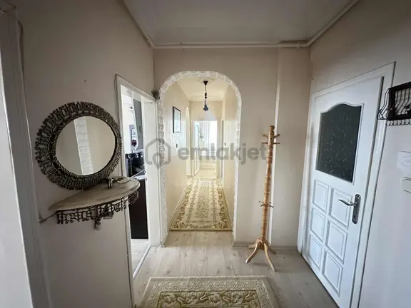 Kapaklı'da Merkezi Konumda 3+1 Full Eşyalı Kiralık Daire 1