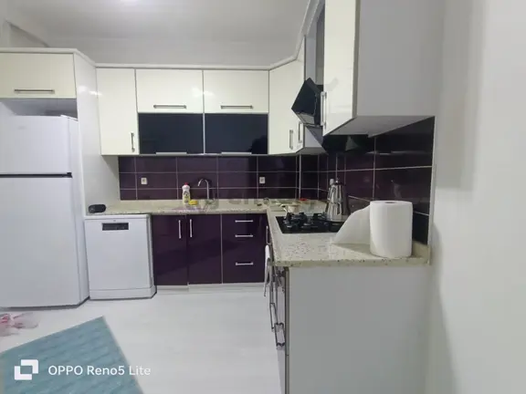 Buse Emlaktan Edremit Üçgen Park Mevkiinde 3+1 Satılık Daire 2