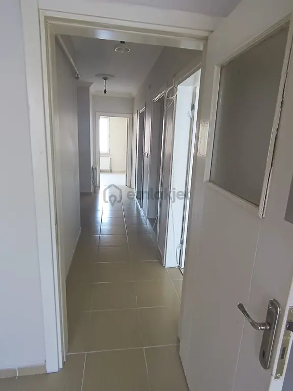 Newcıty Emlaktan | Karakaş Mahallesinde Kiralık 2+1 Daire 2