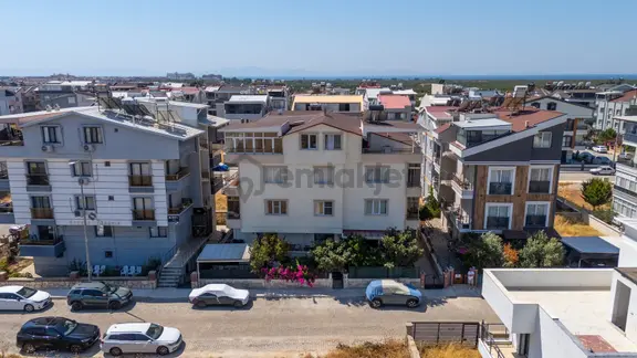 Didim Efelerde Yaz Kış Oturmaya Uygun Ayrı Mutfak 3+1 Dubleks 1