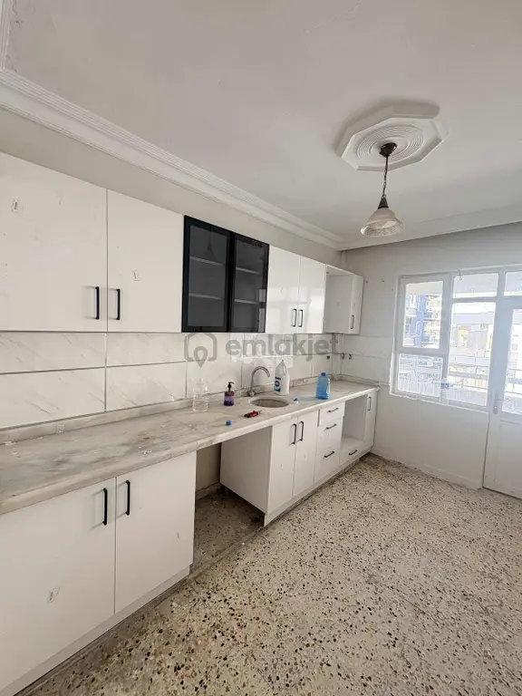 Satılık 3+1 Uygun Fiyatlı Daire 2