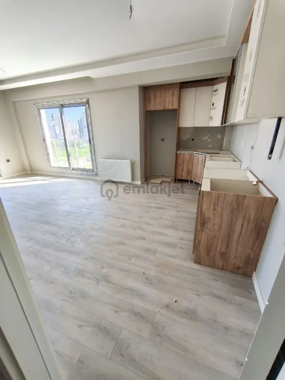 Avax Tan Yatırımlık 1+1 Genis Satılık Daire 1