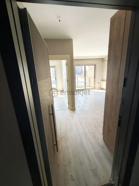 Avax Tan Yatırımlık 1+1 Genis Satılık Daire 2