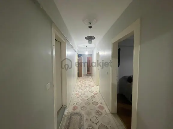 Çınarlı Mahallesinde Kelepir 3+1 Acil Satılık Daire 2