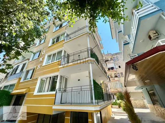Alanya Merkezde Sıfır Eşyalı Kiralık Daire 1