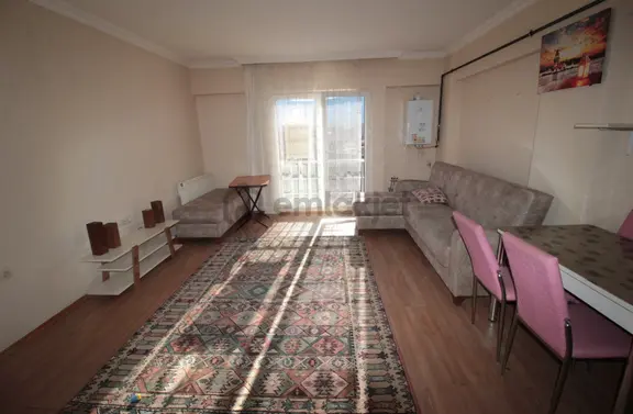 Karabük 1oo. Yıl Mah De Kiralık 1+1 Eşyalı Geniş Ara Kat Daire 1