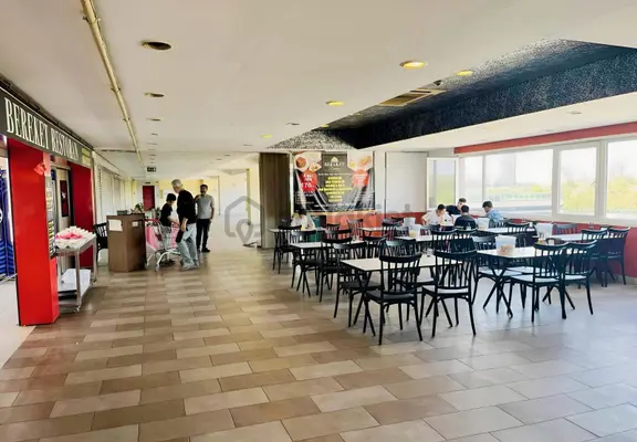 Automall Sitesi Bağcılar Yüzyıl Mh Kiralık Dükkan Mağaza Ofıs 2