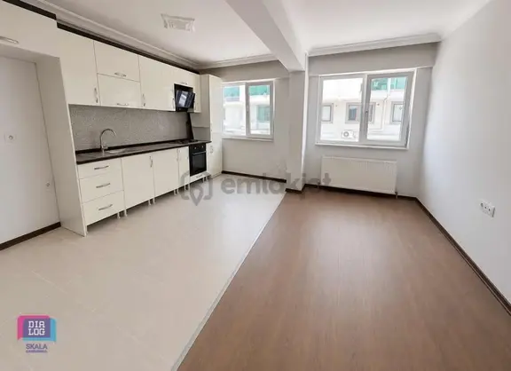 Dtr Fethiye Mahallesinde Merkezi Konumda Satılık 3+1 Daire 2