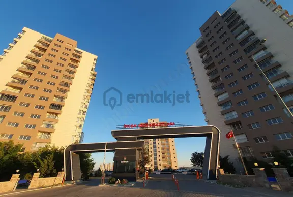 İncek Vadi Konutları Göl Manzaralı Eşyalı Kiralık 3+1 Daire 1