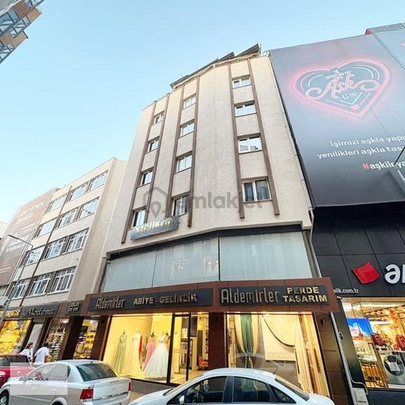 Çarşı Merkezde 5 Katlı Kiralık Kurs & Dershane 1