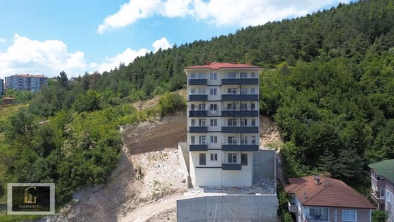 Gölbucağı'nda Satılık 1+1 Daire: 55m², Krediye Uygun, Yeni Yapı 1