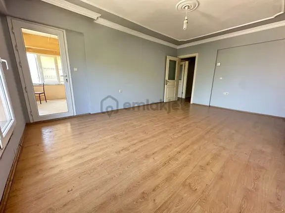 Kemalpaşa Sekiz Eylül Satılık 3+1 Daire 140m2 Merkezi Konum 2
