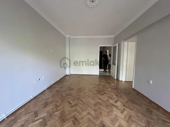 Lokman Hekim Hastanesi Arkası Kıvrımlı Caddesinde Kiralık Daire 2