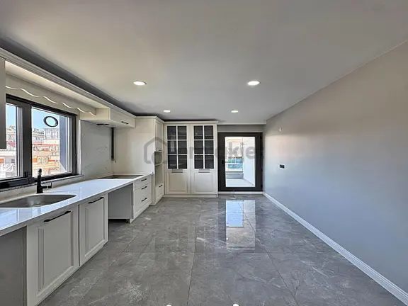 Cadde34 Yapı'dan Beylikdüzünde Sıfır Kapalı Otoparklı Ebeveyn Banyolu 140 M2 3+1! Arakat Daire!!! 2