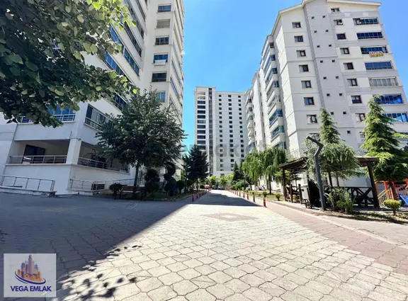 Vega Emlak'tan Güneşevlerdeki En Uygun Süper Dublex Site Dairesi 1