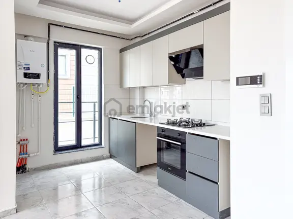İncek Kızılcaşar İskanlı 1+1 Kiracılı, Otoparklı Yatırım 2