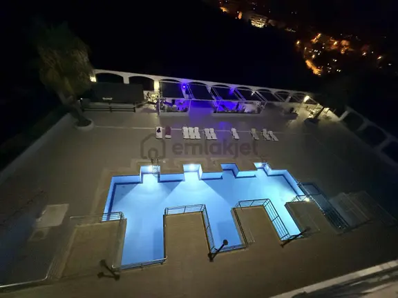 Alanya Payallar'da Eşyalı Satılık Aktiviteli 1+1 2