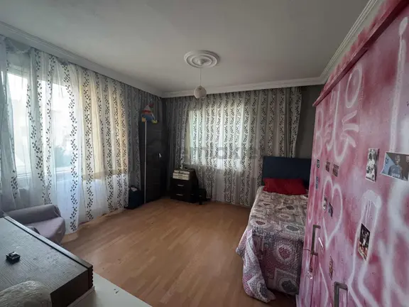 Balnovadan Satılık 3 Katlı Ayrı Tapulu Komple Bina 2