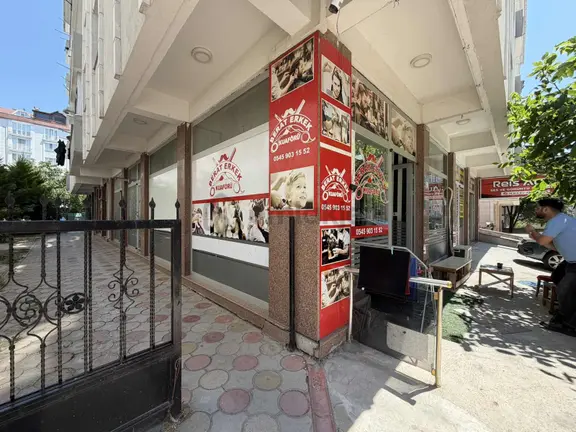 Çerkezköy'de Merkezi Konumda Harika Fırsat Satılık Dükkan 2