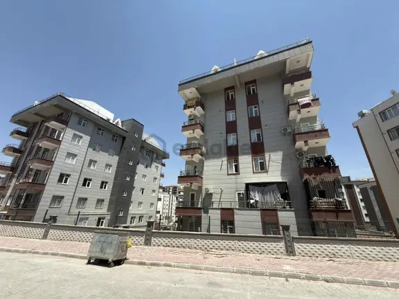 Burhan Kılınç'dan Kiralık 2+1 2