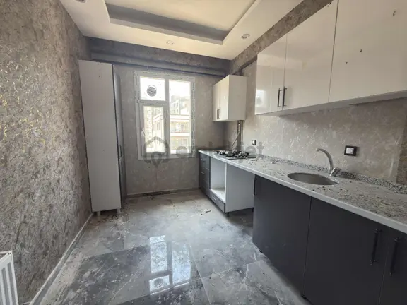 Burhan Kılınç'dan Kiralık 2+1 2