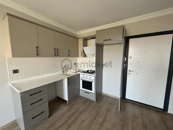 Osmangazi'de Bulvar Yanı 2+1 Açık Mutfak Az Katlı Balkonlu Lüx 2