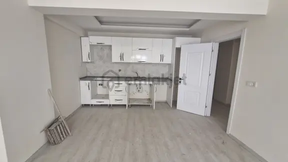 Kemalpaşa Armutluda Sıfır 2+1 Arakat Ön Cephe Daire 1