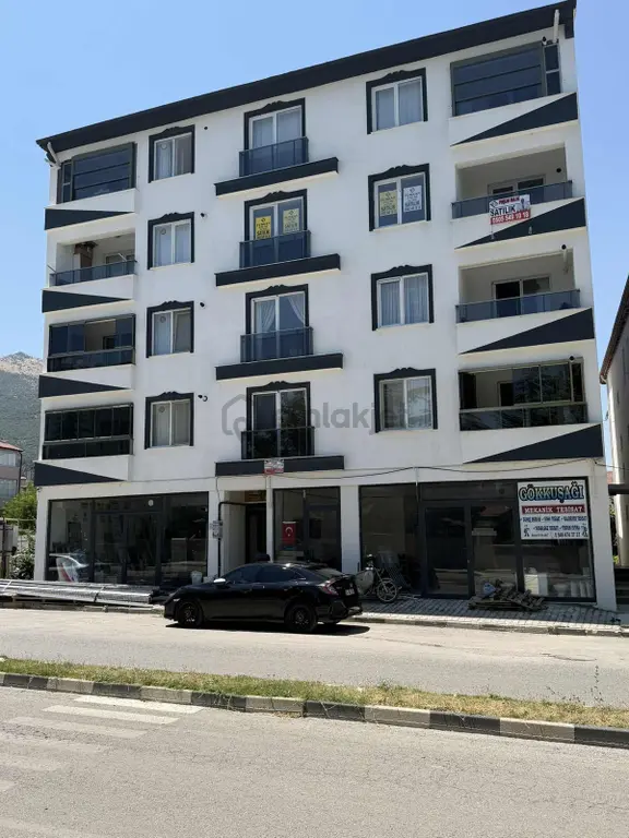 Furkan Emlaktan Afyon Çay İlçesinde Satlık Sıfır 3+1 Lüks Daire 1