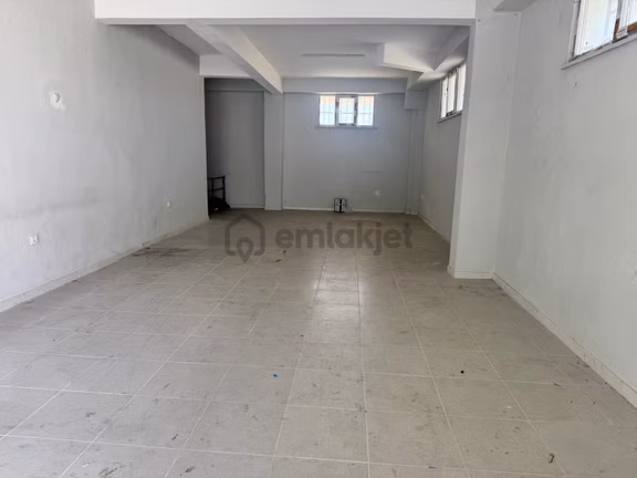 Arnavutköy Haraççı Da Kiralık 130 M2 Depo 2
