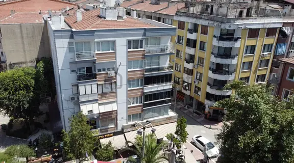 Startkey Platin'den Şehrin Kalbinde Bakımlı 3+1 Oturmaya Hazır! 1