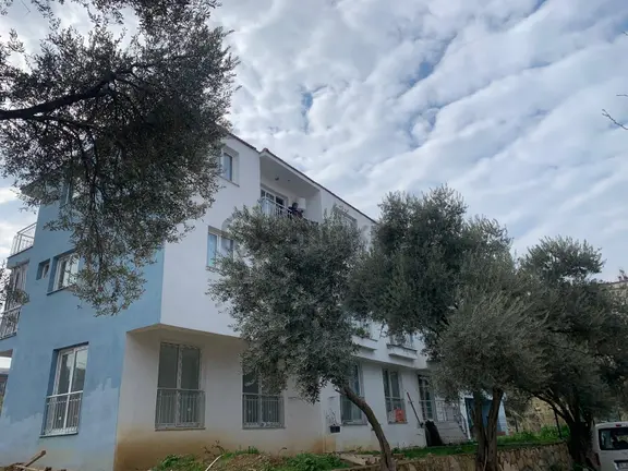 Yenifoça Narezenevleri Bölgesi Merkeze Yakın Satılık 2+1 1