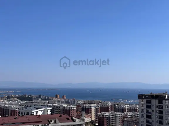 Manzara Pendik'te Her Odası Deniz Gören Kiralık Daire 1