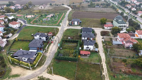 Bolu Merkez Berk Yenimahallede 4+1 Tam Müstakil İskanlı Villa 1