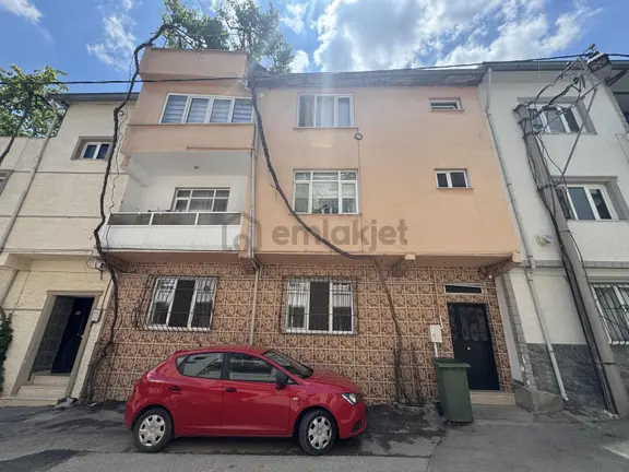 Vb Gayrimenkul Hamitler'de Kiralık 3+1 Bahçe Katı Daire 1