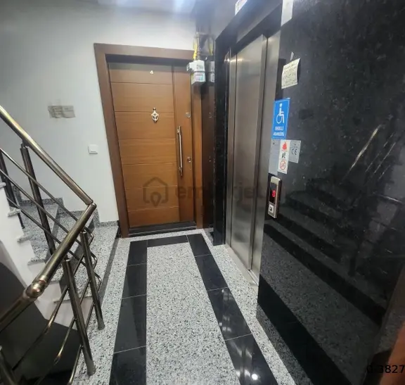 Kemerburgazda 2+1 65 M2 Net Amerikan Mutfaklı Kiralık Daire 2