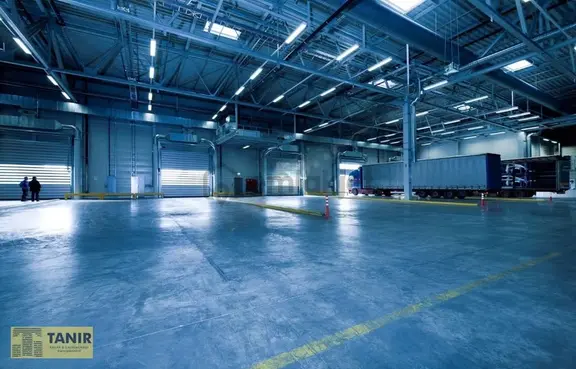 Hadımköyde Tek Kat: 16.250 M2 Kapalı Açık:3.149 H:12.5/ Rampa:12
