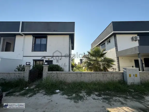 Kuşadası Soğucak Köyünde Satılık 3+1 Sıfır Villa 1