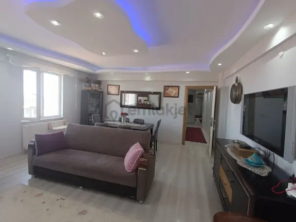 İlkadım Selahiye Mahallesinde Satılık Daire 4+1 2