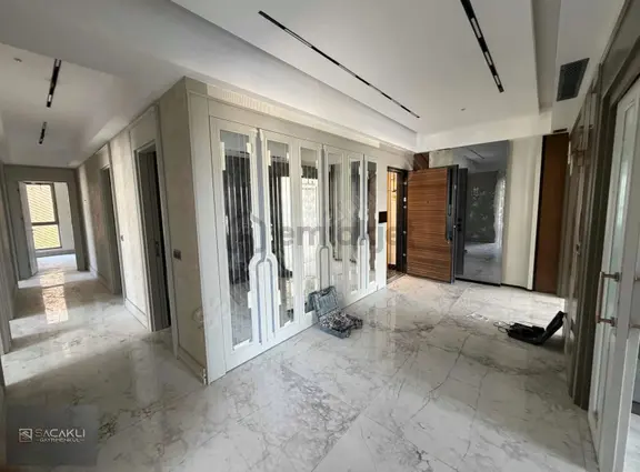 Kadır Saçaklıdan Omega Orion Park Lüx 5+1 Daıre 2