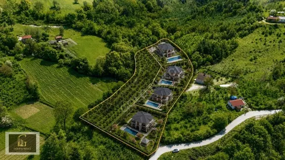 2 Kat %40 İmarlı Villalık Parsel 2