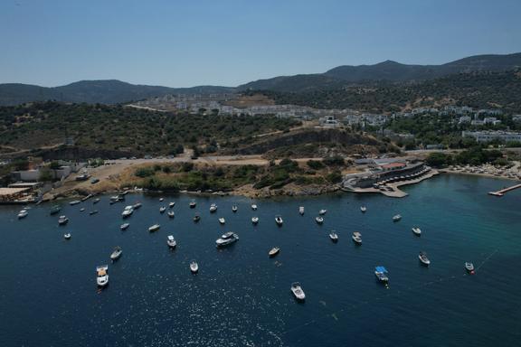 Soytaş Sitesinde Bahçeli Ve Özel Plaja Sahip Satılık Yazlık 2