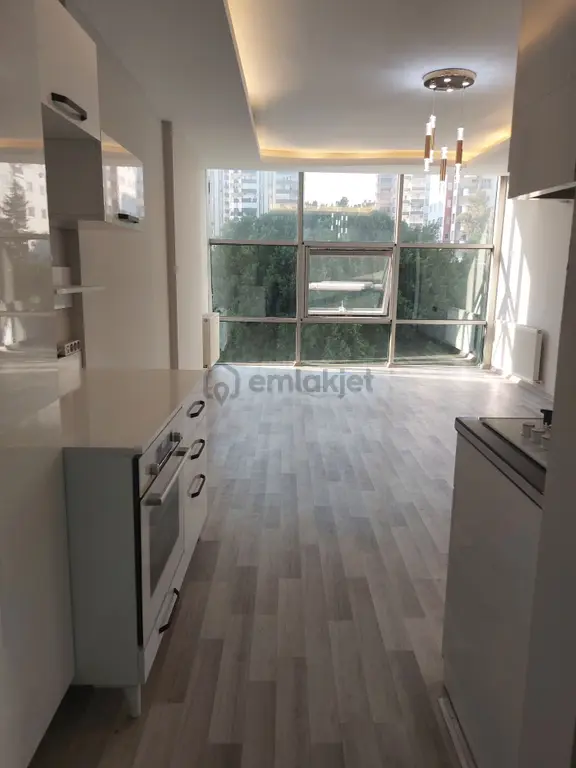 Furkan Kahyaoğlu'ndan Önü Açık, Geniş 2+1+giyinme Odalı Daire 1