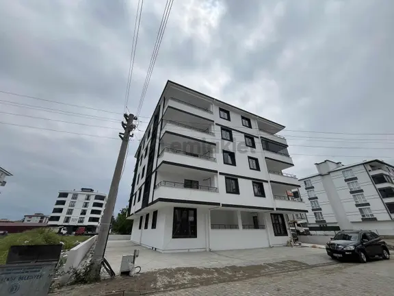 Yüksek Kredili!! Harika Konum Ara Kat 2+0 Daire 2