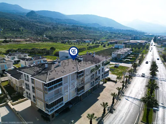 Kuşadası Davutlar'da Anayol Üzeri 90m² Satılık Dükkan 2