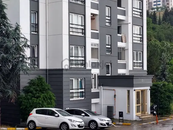 Bozdemir'den Kent 1 Sitesinde E Bloklarda 2+1 Kiralık Daire 2