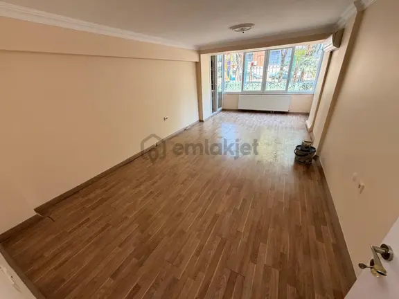 Gaziemir Yeşil Mah. Sabiha Gökçen Okulu Yanı 3+1 Kiralık Daire 2