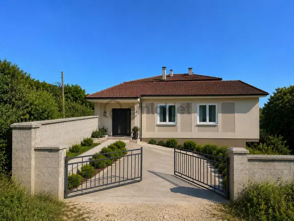 465 M2 İmarlı Arsa Üzeri Kümesler Köyünde 2 Katlı Satılık Ev 1