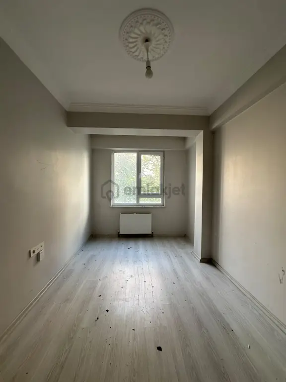 Balkan Gündüz'den Sütlüce Mahallesi'nde Kiralık 1+1 Daire 2