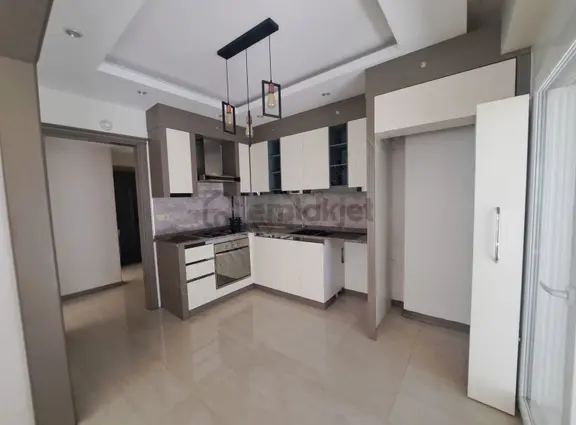 Şemikler Naz Bayrak'ta Kiralık 2+1 Daire 2